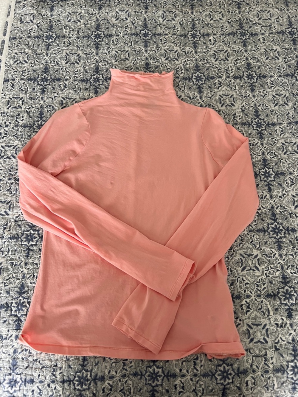 Athleta Girls' Coral Pink Long Sleeve Perfect Turtleneck Size XL (14)